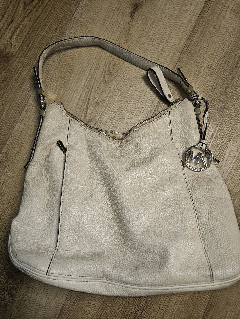 Michael Kors Bowery Large Leather Shoulder Hobo Bag